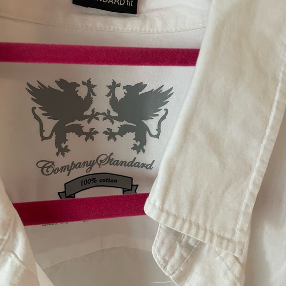 Company Standard collared Button Up Short Sleeve Shirt - Picture 3 of 4